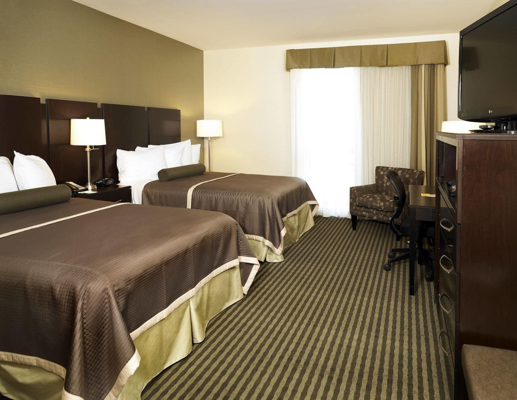 The Prussia Hotel, BW Signature Collection By Best Western King of Prussia Room photo